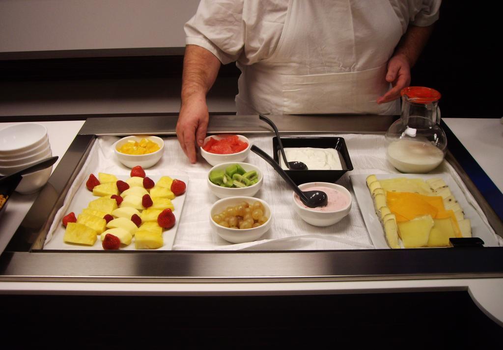 Monsigny Hotel 3*